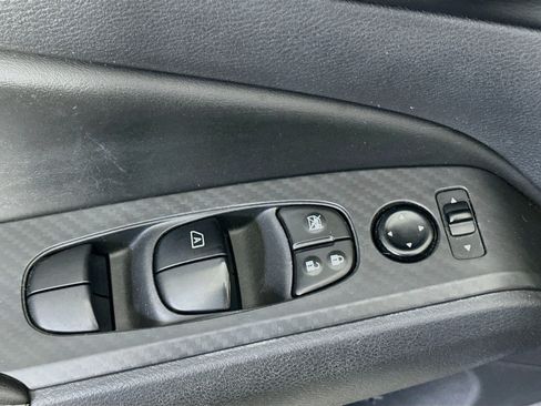 Used 2022 Nissan Altima 2.5 SV FWD image 15