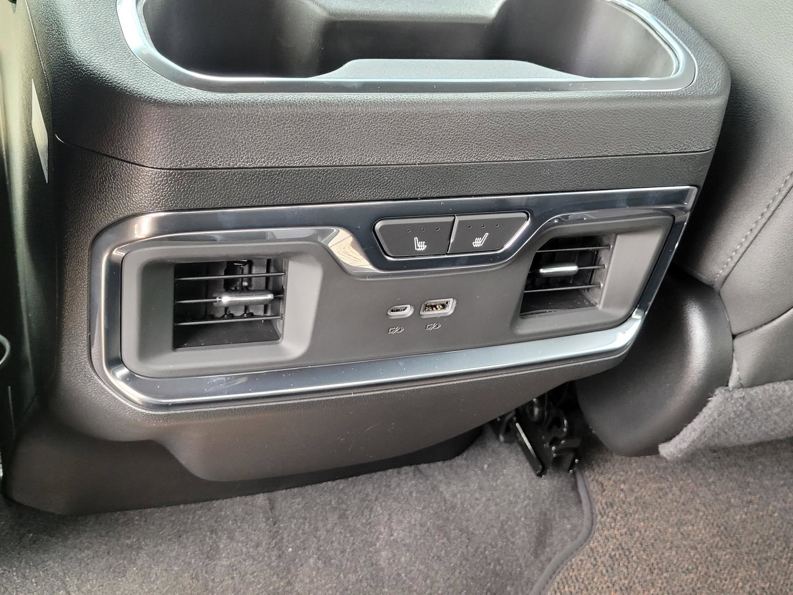 New 2026 Chevrolet Silverado 2500 High Country w/ High Country Premium Package AWD/4WD image 13