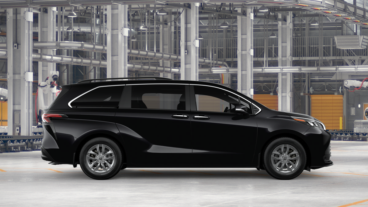 New 2026 Toyota Sienna XLE FWD image 12