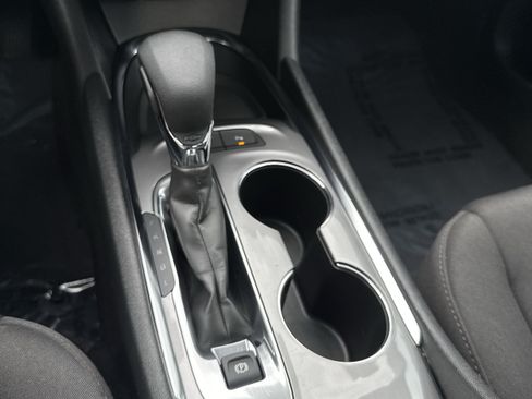 Used 2024 Chevrolet Malibu LT FWD image 17