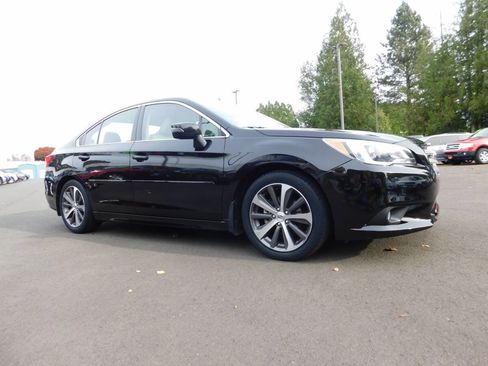 Used 2017 Subaru Legacy 2.5i Limited w/ Popular Package #4 image 1