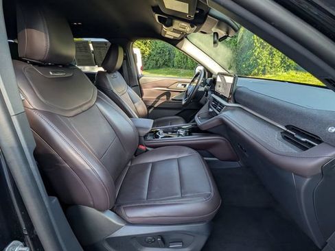 Used 2026 Ford Explorer Platinum AWD/4WD image 12