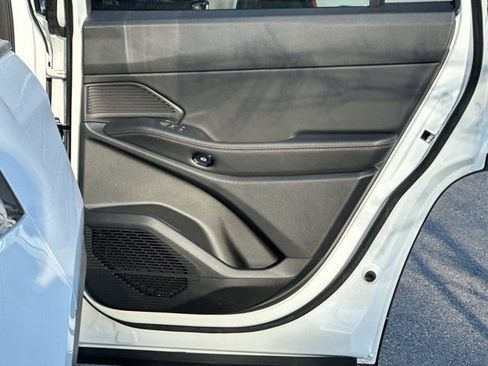 New 2026 Jeep Cherokee Laredo image 18