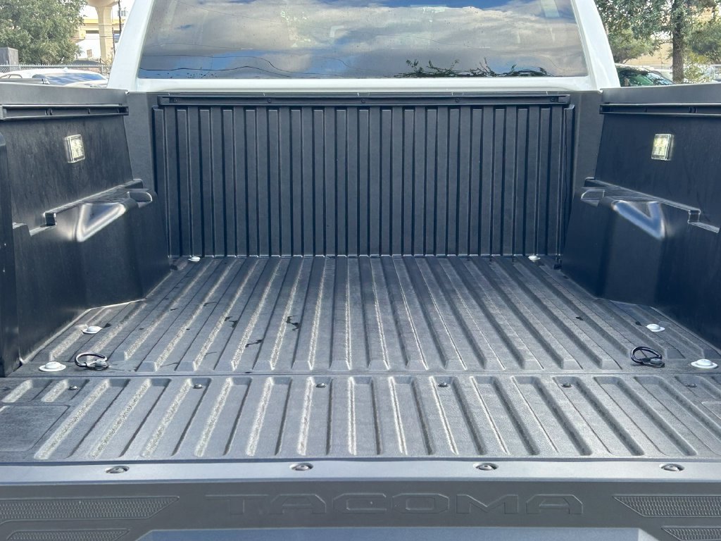 Certified 2026 Toyota Tacoma SR w/ SR Upgrade Package AWD/4WD image 13