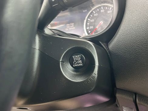 Certified 2022 Jeep Renegade Altitude w/ Convenience Group image 22