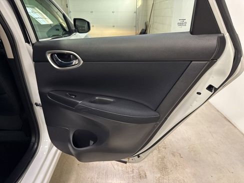 Used 2014 Nissan Sentra SV w/ SV Driver Package image 34