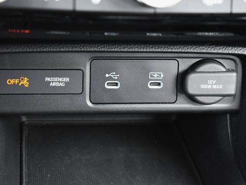 Used 2025 Honda Civic Sport image 11