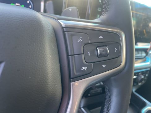 Used 2024 Chevrolet Silverado 1500 LT Trail Boss w/ Convenience Package II image 18