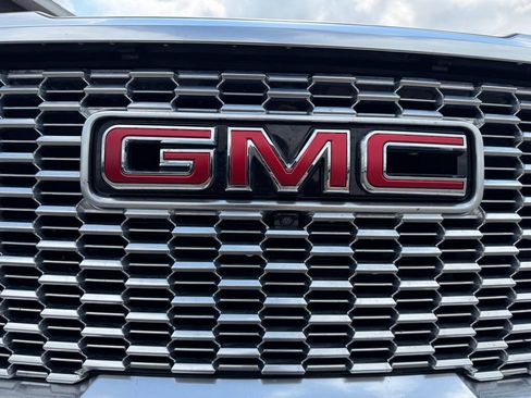 Used 2024 GMC Yukon Denali image 68