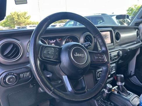 Used 2022 Jeep Wrangler Unlimited Sport AWD/4WD image 12