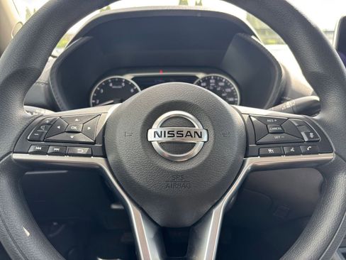 Used 2023 Nissan Sentra SV FWD image 25