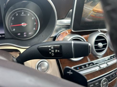 Used 2015 Mercedes-Benz C 300 4MATIC Sedan image 24