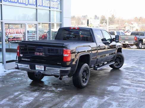 Used 2018 GMC Sierra 2500 SLE image 42
