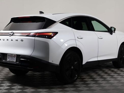 Used 2025 Nissan Murano SV image 4