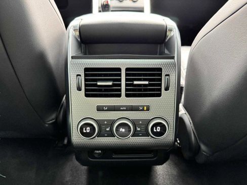 Used 2016 Land Rover Range Rover Sport SVR image 38