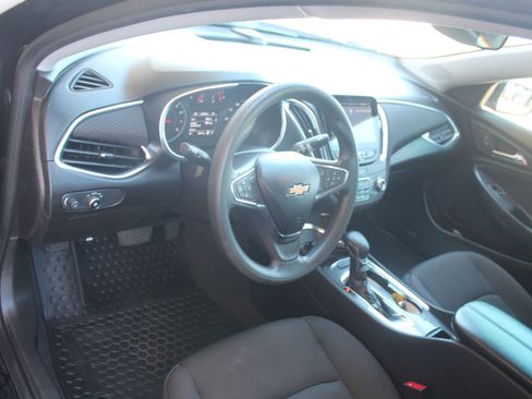 Used 2021 Chevrolet Malibu LT image 15