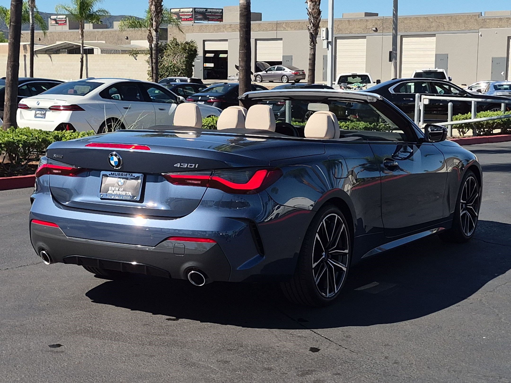 Certified 2022 BMW 430i xDrive Convertible w/ M Sport Package AWD/4WD image 10