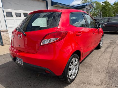Used 2013 MAZDA MAZDA2 Sport FWD image 3