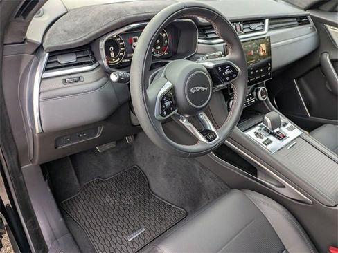 New 2026 Jaguar F-PACE SVR image 7