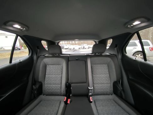 Used 2022 Chevrolet Equinox LT image 26