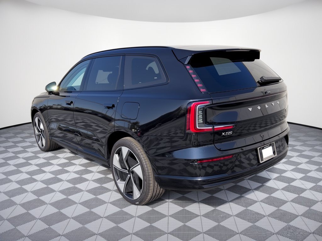 Certified 2025 Volvo EX90 Ultra AWD/4WD image 3