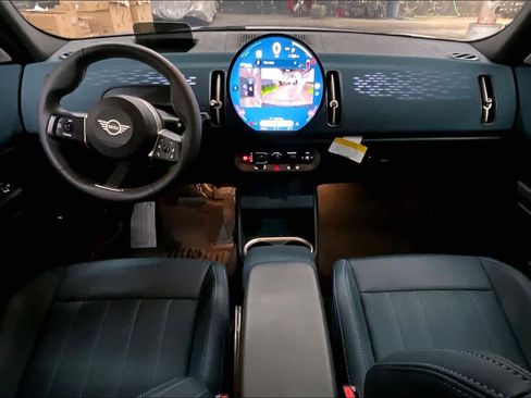 Certified 2025 MINI Cooper Countryman S image 17