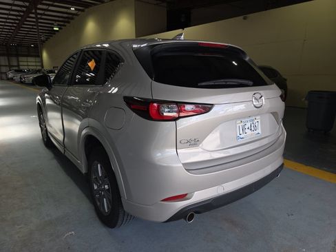 Used 2025 MAZDA CX-5 AWD 2.5 S w/ Select Package image 8