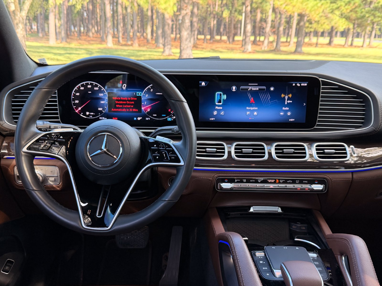Used 2024 Mercedes-Benz GLE 450 4MATIC image 3