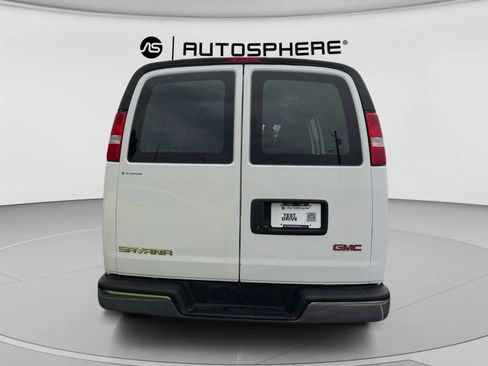 Used 2022 GMC Savana 2500 w/ Driver Convenience Package RWD image 8