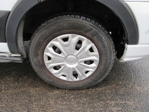 Used 2023 Ford Transit 350 XLT image 11