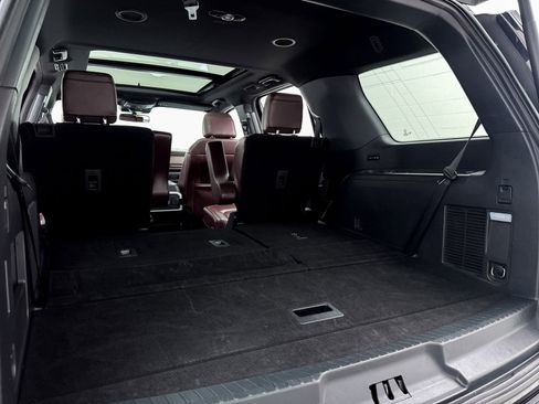 Used 2024 Ford Expedition Limited image 41