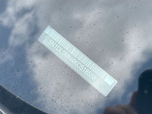 Used 2019 INFINITI QX60 Luxe w/ Essential Package image 39