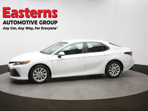 Used 2023 Toyota Camry LE AWD/4WD image 58