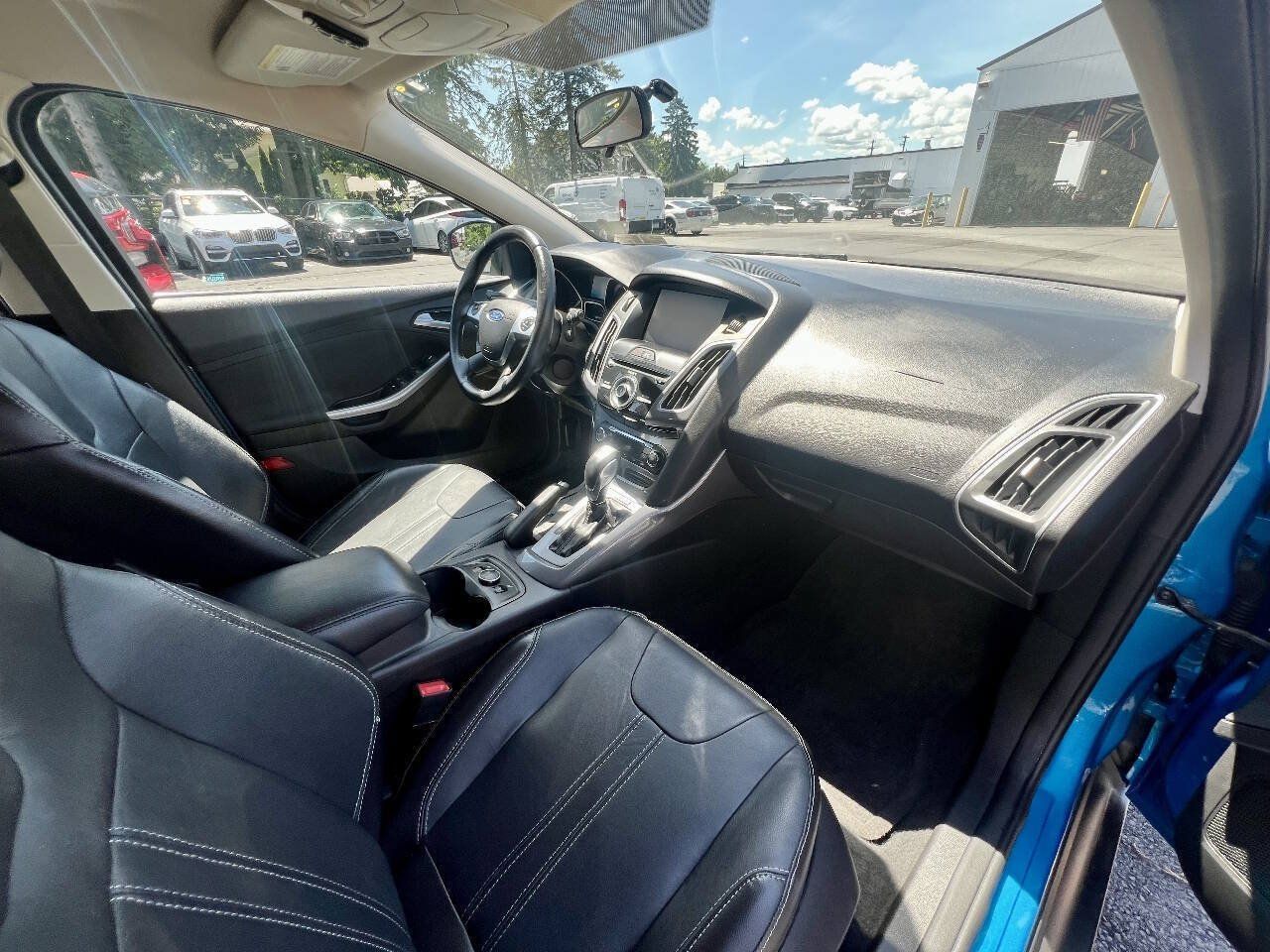 Used 2014 Ford Focus Titanium FWD image 14