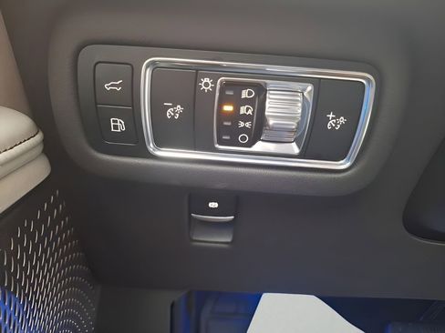 Used 2025 Lincoln Nautilus Black Label w/ Jet Appearance Package image 37