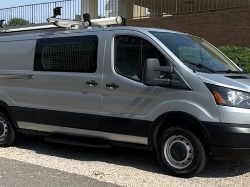 Used 2019 Ford Transit 150 148 Low Roof RWD image 3
