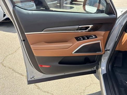 Used 2023 Kia Telluride EX X-Line AWD/4WD image 13