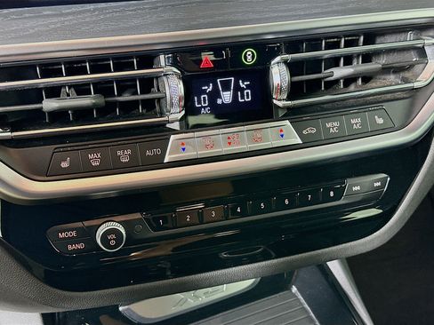 Used 2024 BMW X3 sDrive30i image 24