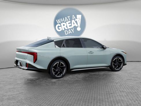 New 2026 Kia K4 GT-Line FWD image 6