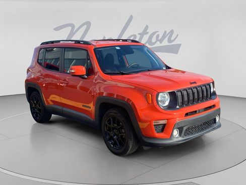 Used 2020 Jeep Renegade Altitude FWD image 3