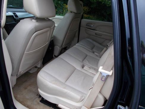 Used 2008 Cadillac Escalade 2WD image 25