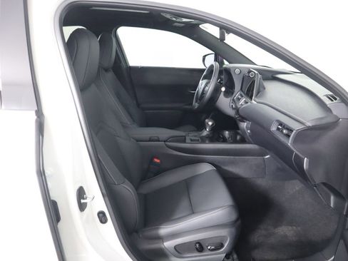 Certified 2024 Lexus UX 250h FWD image 20