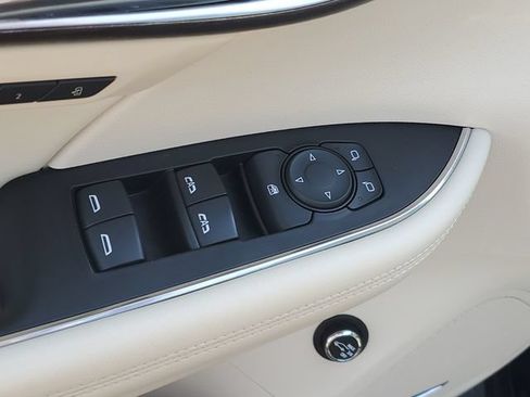 Certified 2023 Buick Envision Avenir AWD/4WD image 17