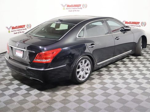 Used 2013 Hyundai Equus Signature RWD image 4