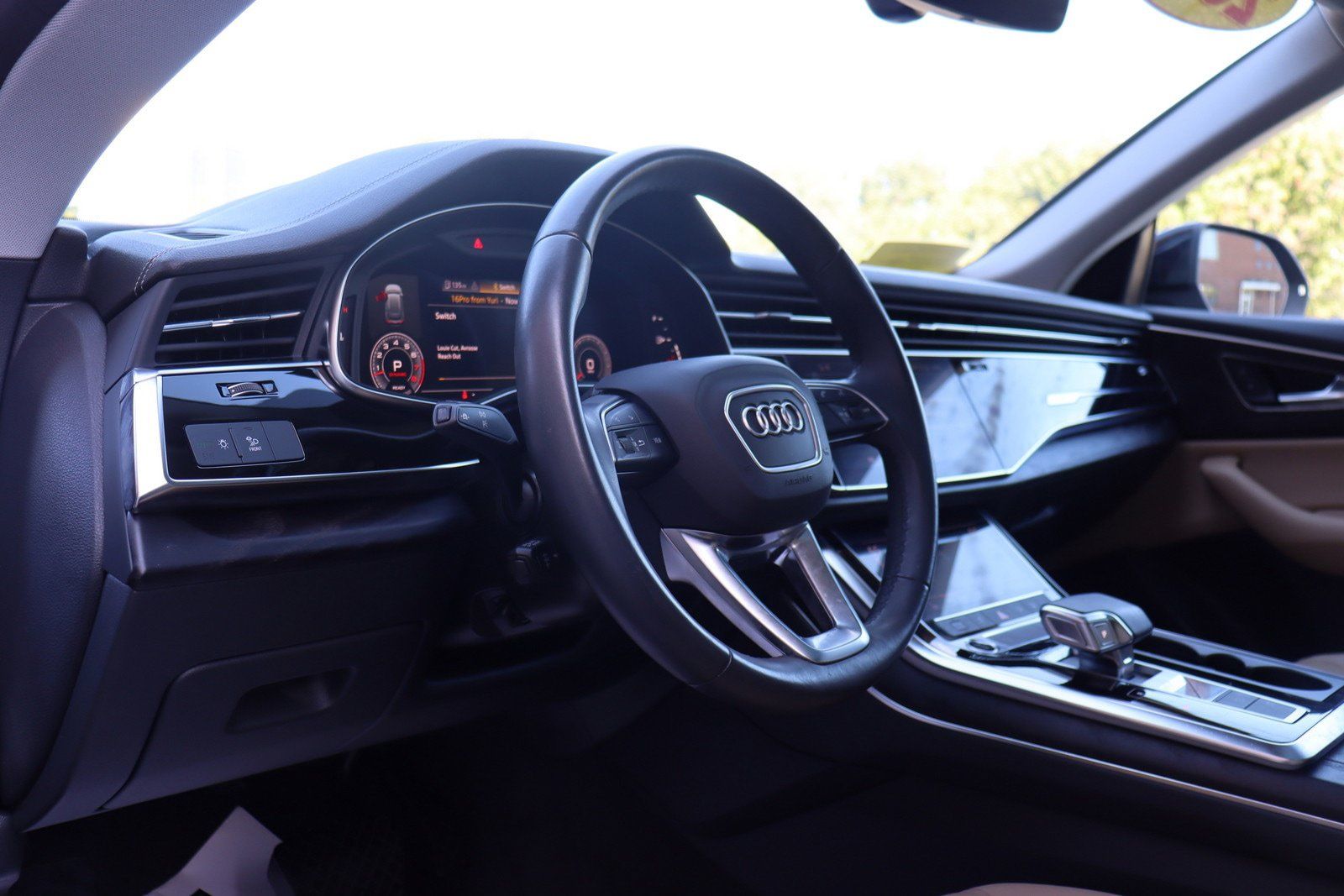 Used 2023 Audi Q8 Premium w/ Convenience Package AWD/4WD image 10