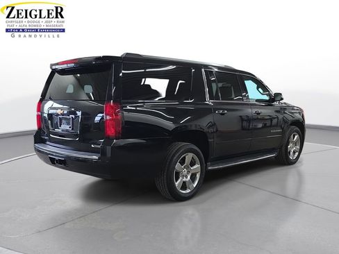 Used 2017 Chevrolet Suburban Premier AWD/4WD image 5