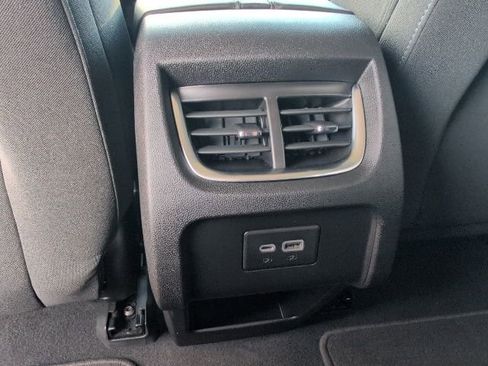 Used 2022 Chevrolet Blazer LT image 6