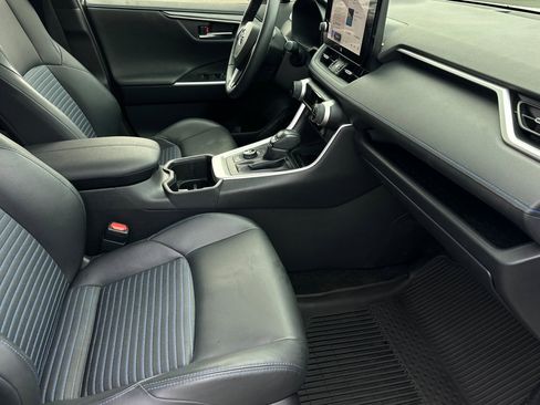 Used 2024 Toyota RAV4 XSE image 15