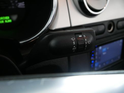 Used 2006 Ford Mustang GT Premium image 30