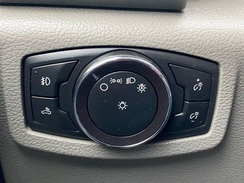 Used 2019 Ford F150 XLT w/ Equipment Group 302A Luxury image 32